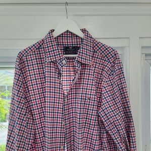 Vintage Vines Performance Long Sleeve Button Down